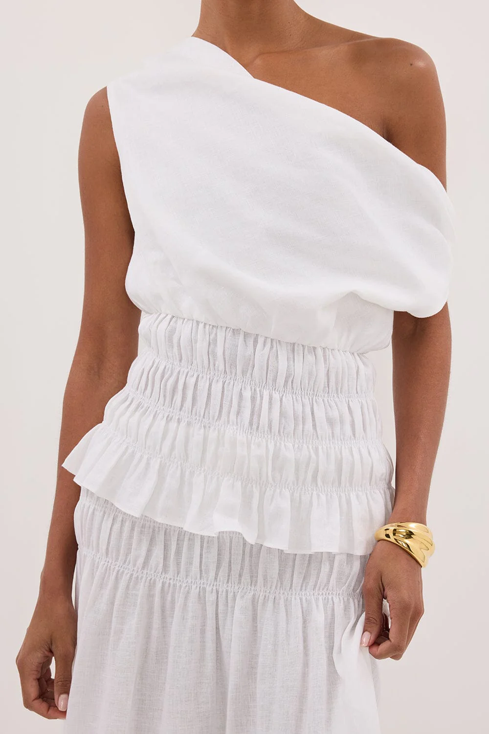 MAIA WHITE SLEEVELESS LINEN SHIRRED TOP - Image 6