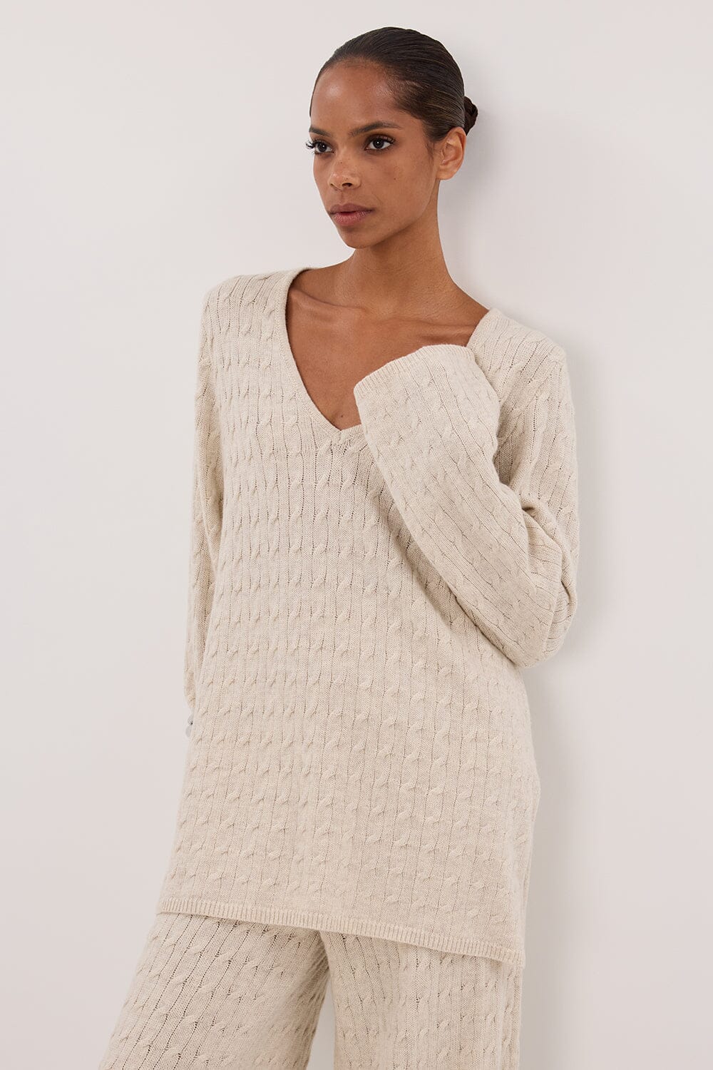 MAREN CHALK CABLE KNIT JUMPER - Image 2