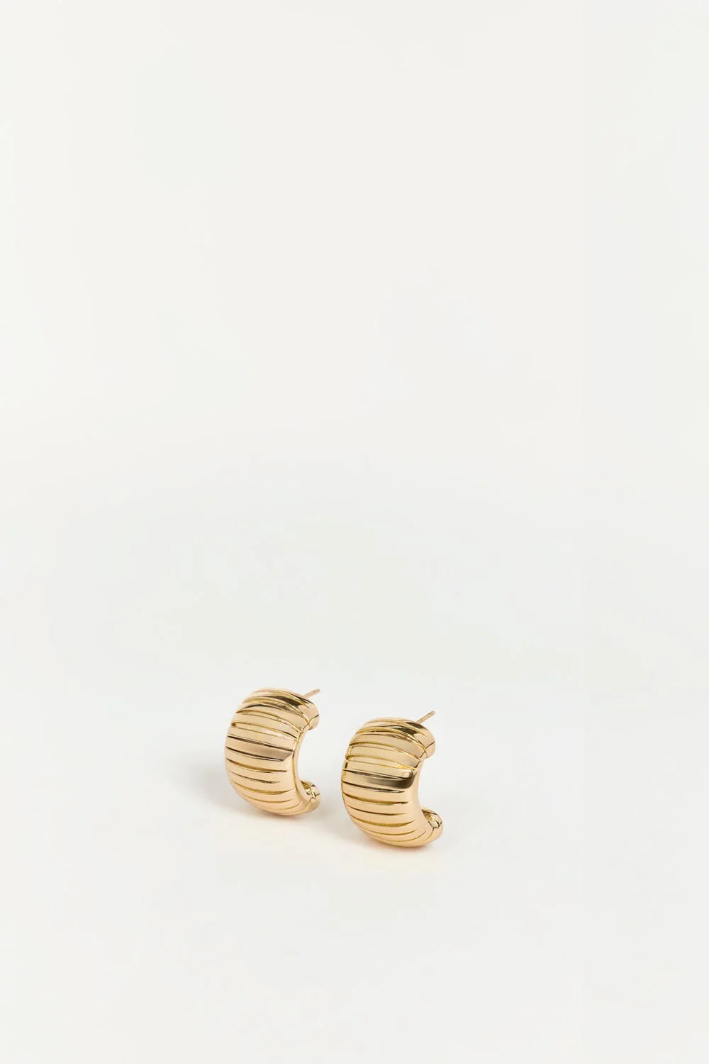 MÉGA STEP GOLD EARRING - Image 3