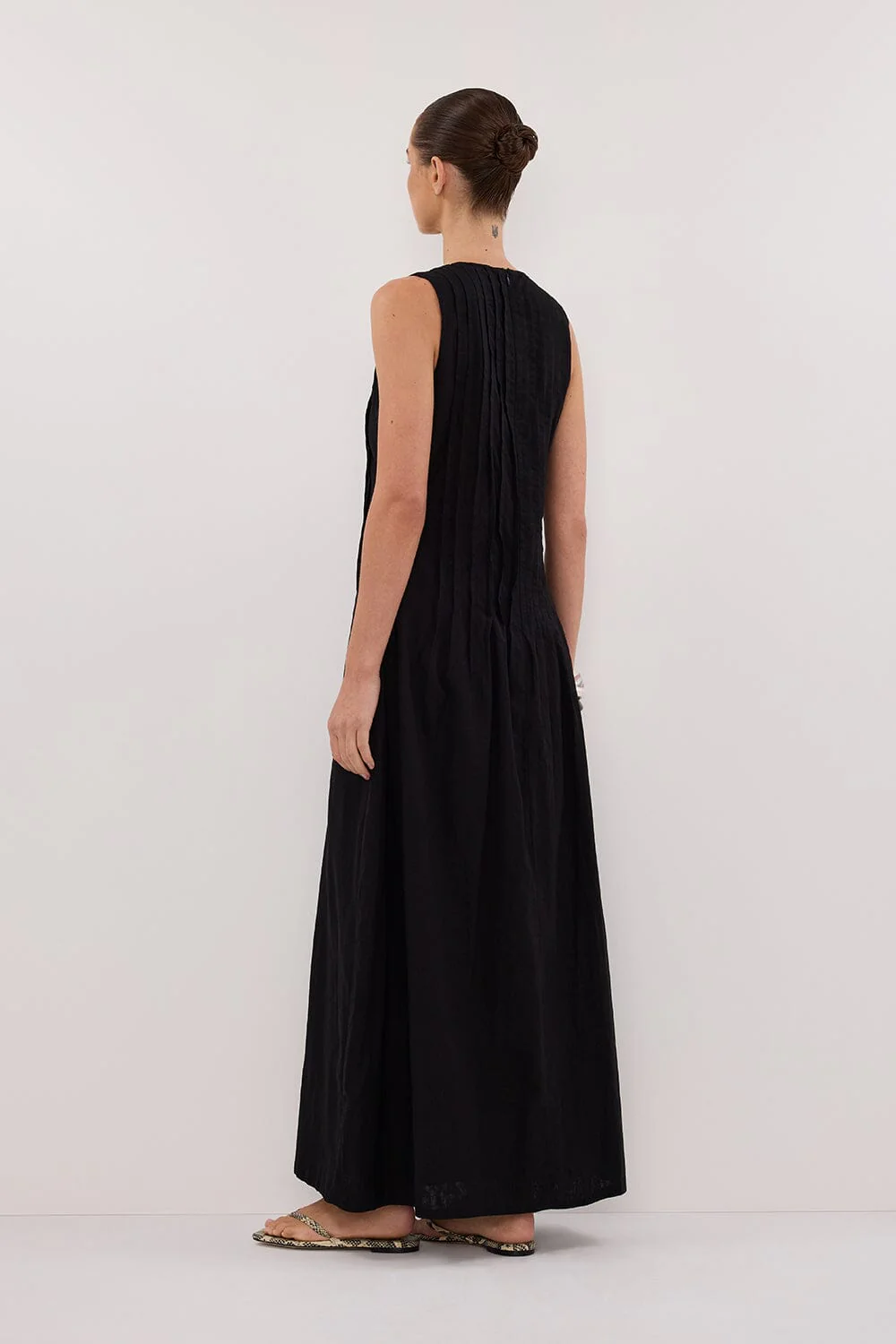 MILO BLACK LINEN BLEND MIDI DRESS - Image 4