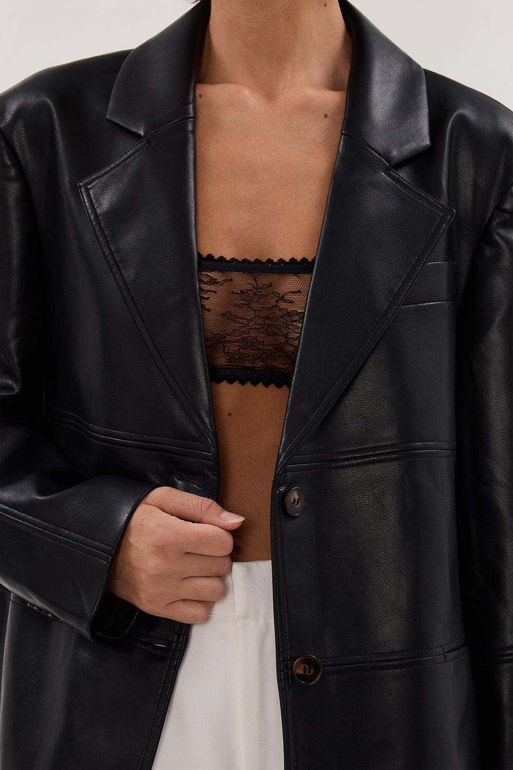 MONTY BLACK FAUX LEATHER BLAZER - Image 5