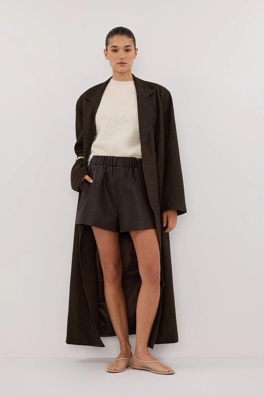 MONTY CHOC FAUX LEATHER SHORT - Image 2