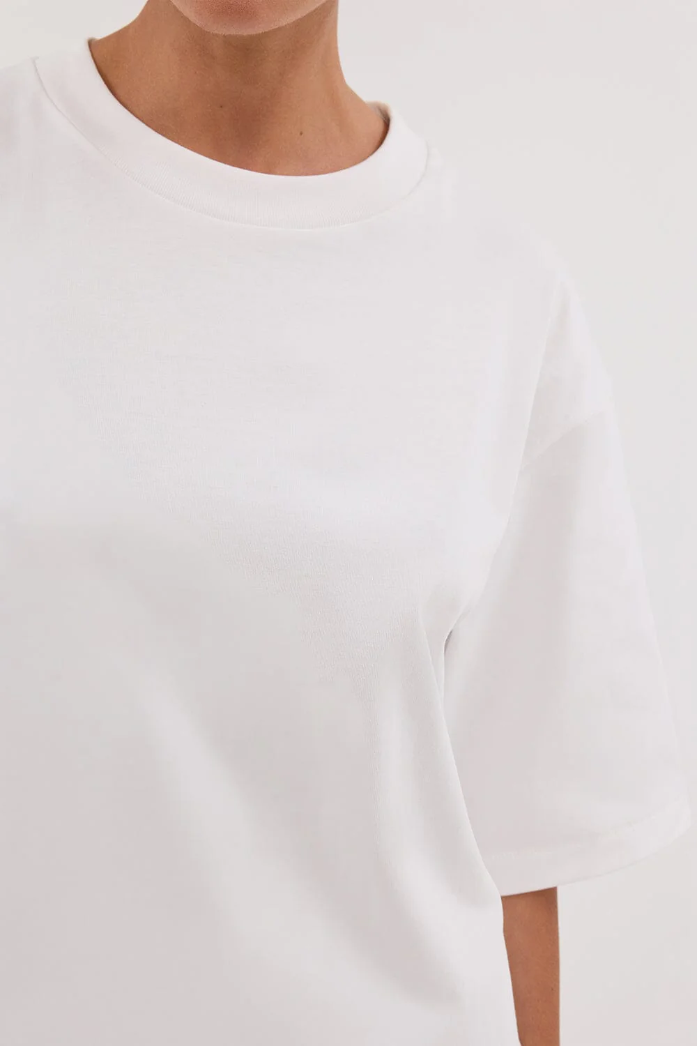 NOAH WHITE LONGLINE TEE - Image 5