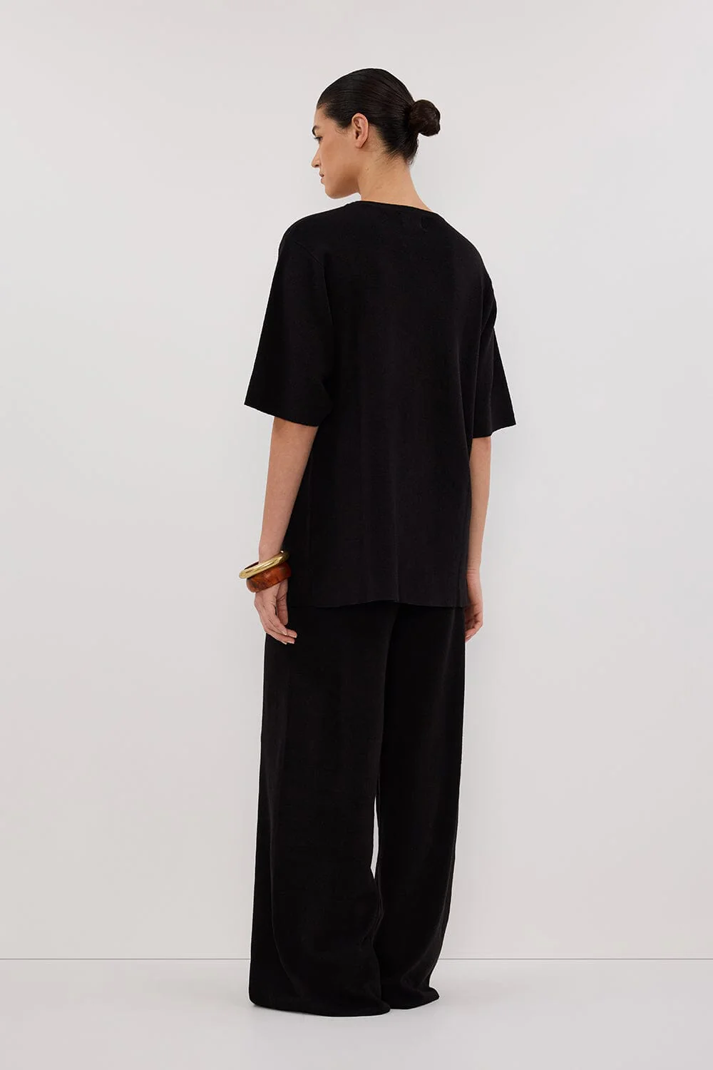 OLIVIA BLACK OVERSIZED KNIT TEE - Image 4