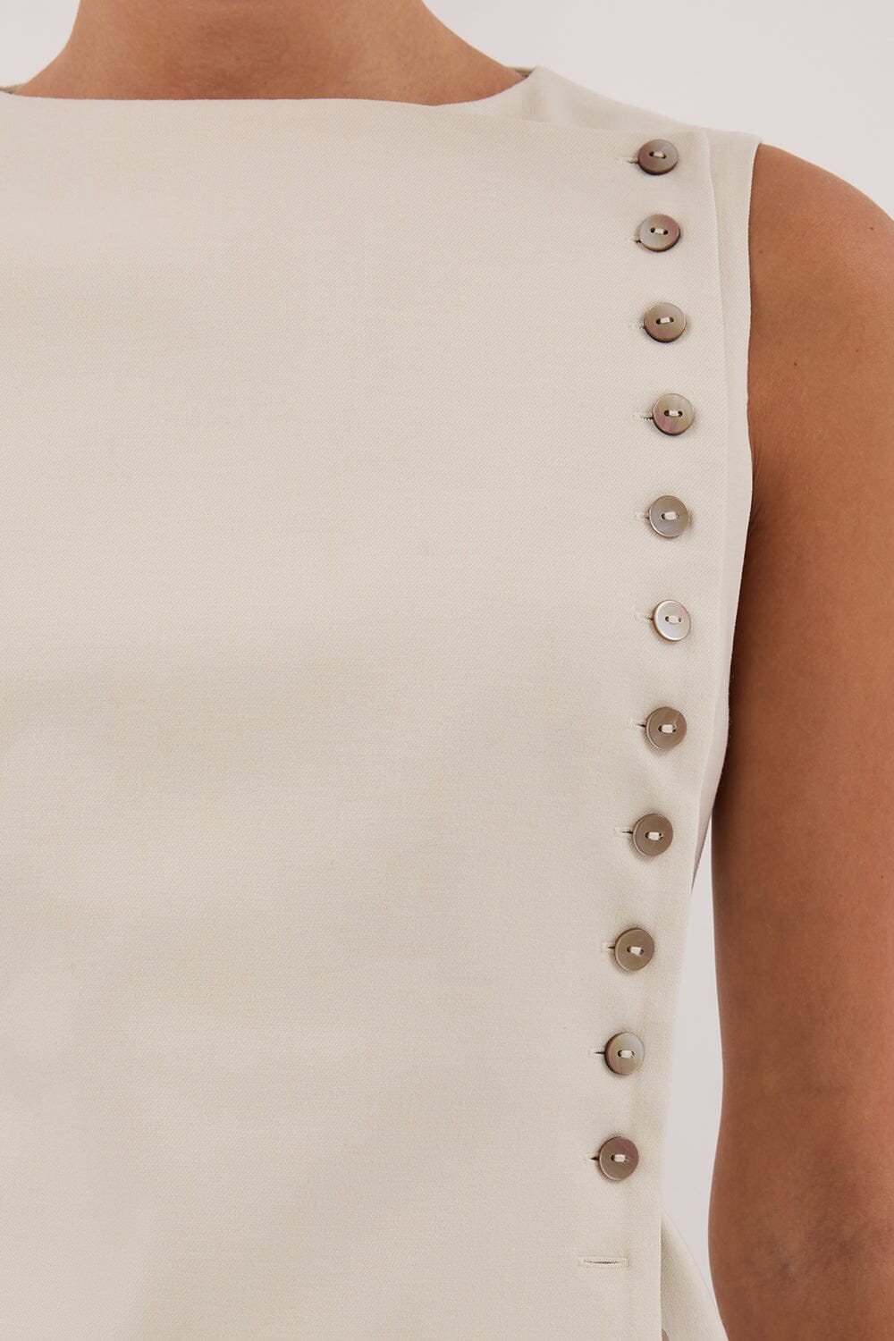 REN PLASTER SIDE BUTTON VEST - Image 5