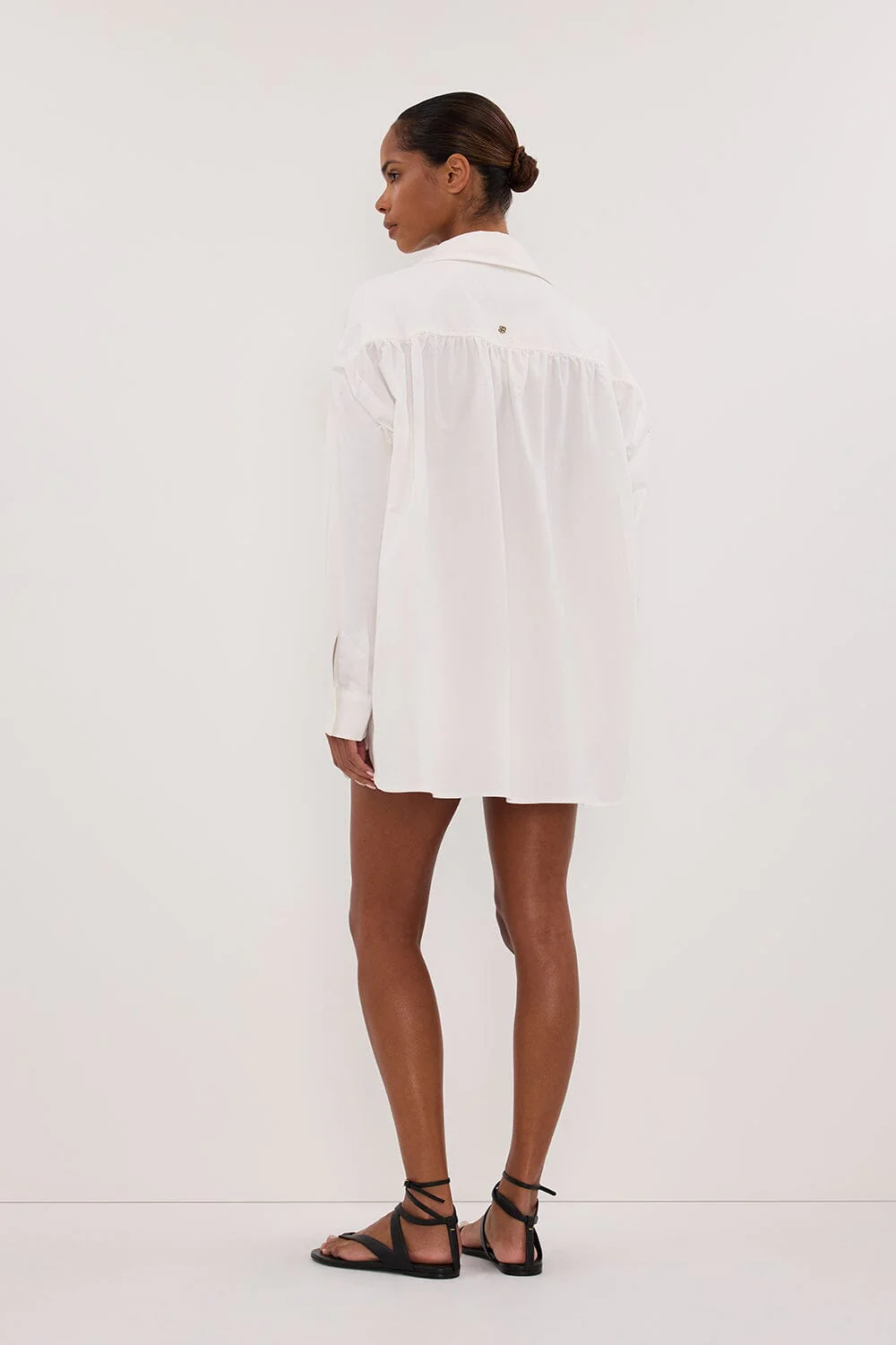 RHEA WHITE COTTON DRAWSTRING SHORT - Image 4