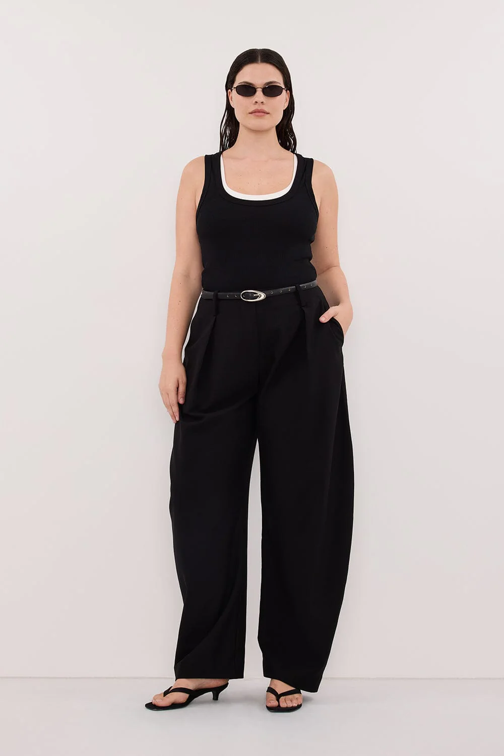 ROMY BLACK BARREL LEG TAILORED PANT - Image 6