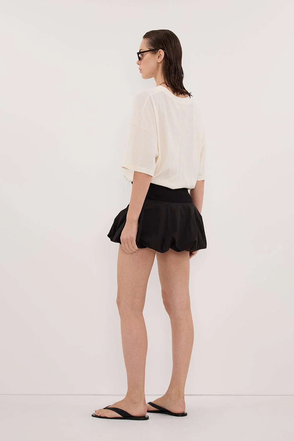 RUEBEN BLACK MINI SKIRT - Image 4