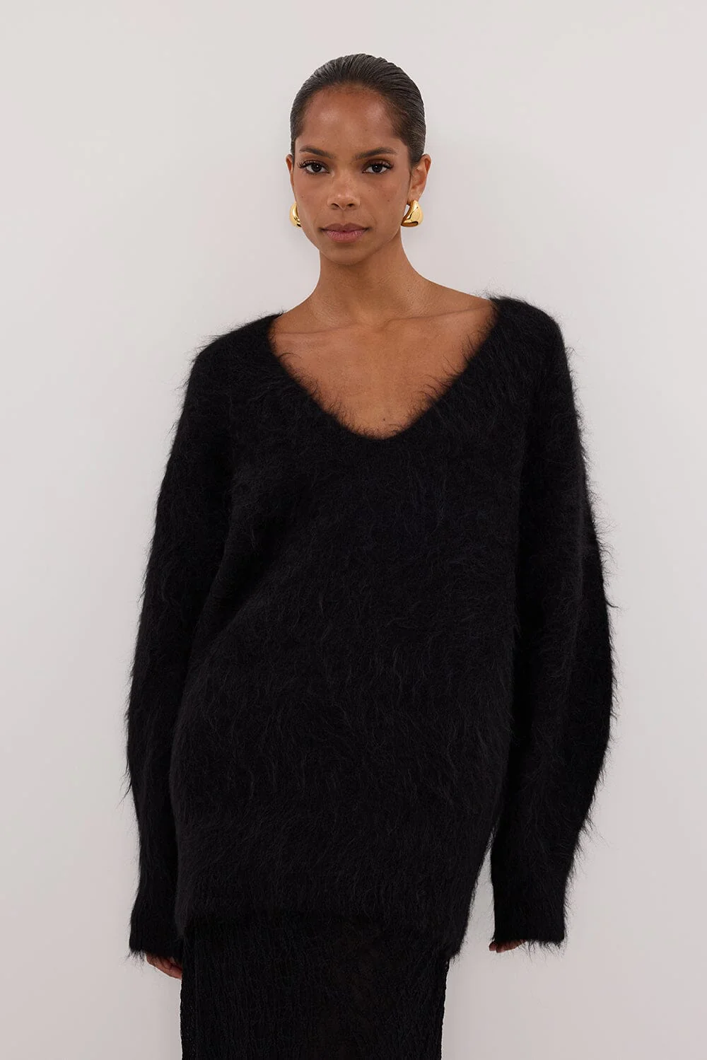 SALMA BLACK V NECK JUMPER - Image 2