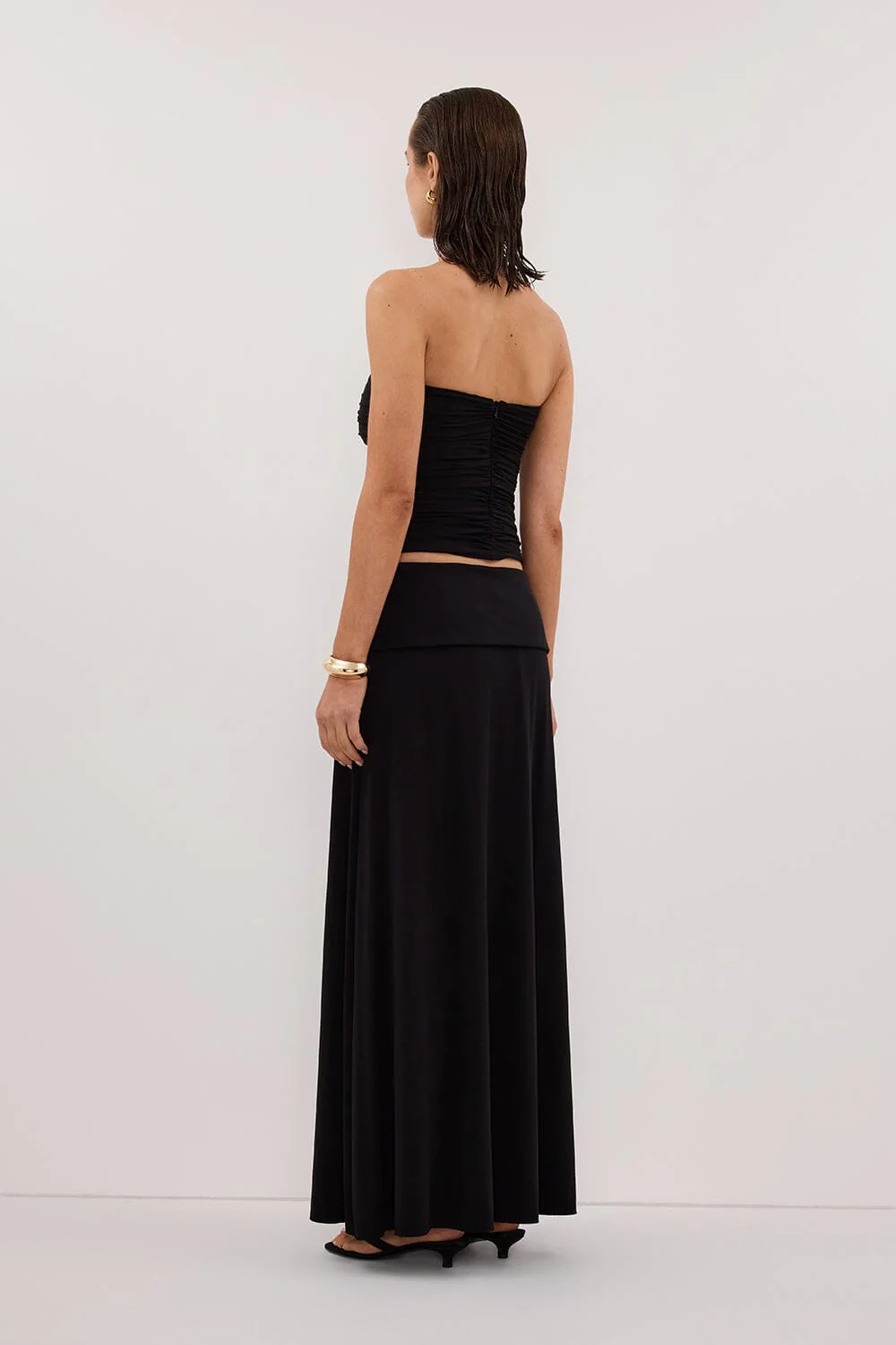 SHARI BLACK STRAPLESS BANDEAU TOP - Image 4