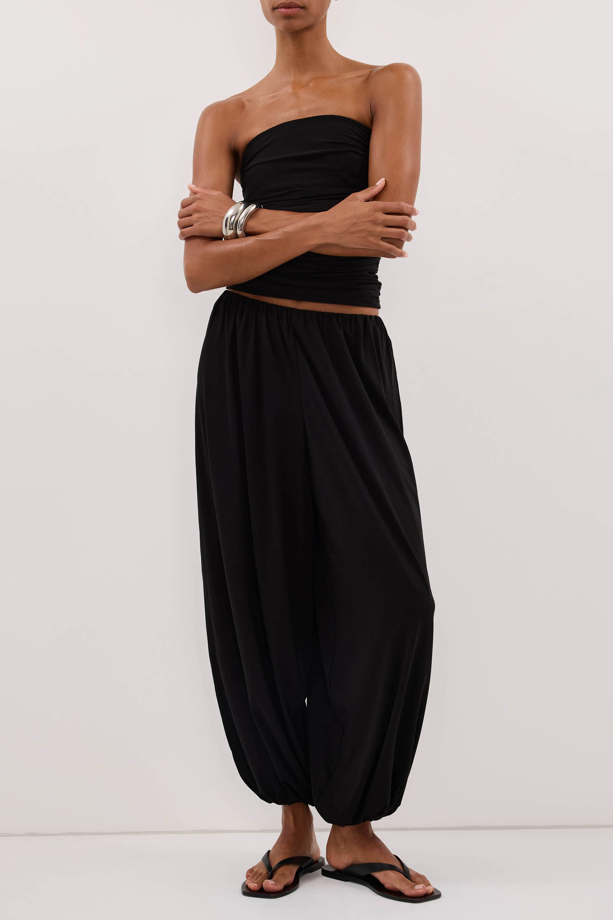 SHARI BLACK MODAL BALLOON PANT - Image 2