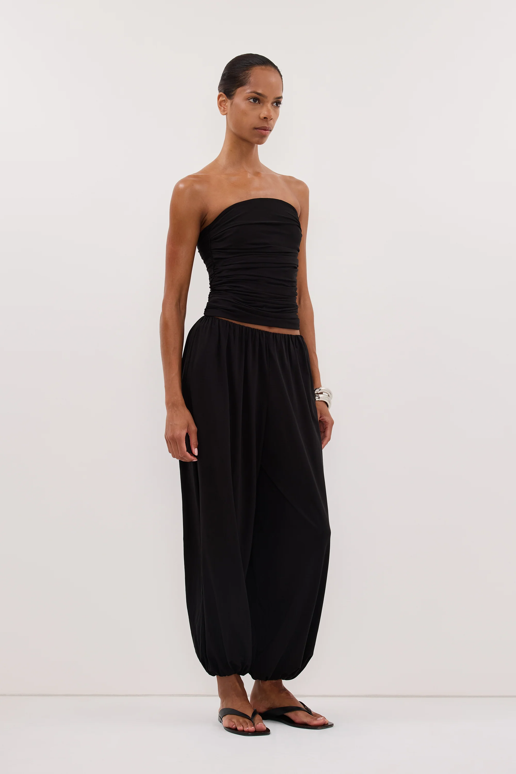 SHARI BLACK MODAL BALLOON PANT - Image 3