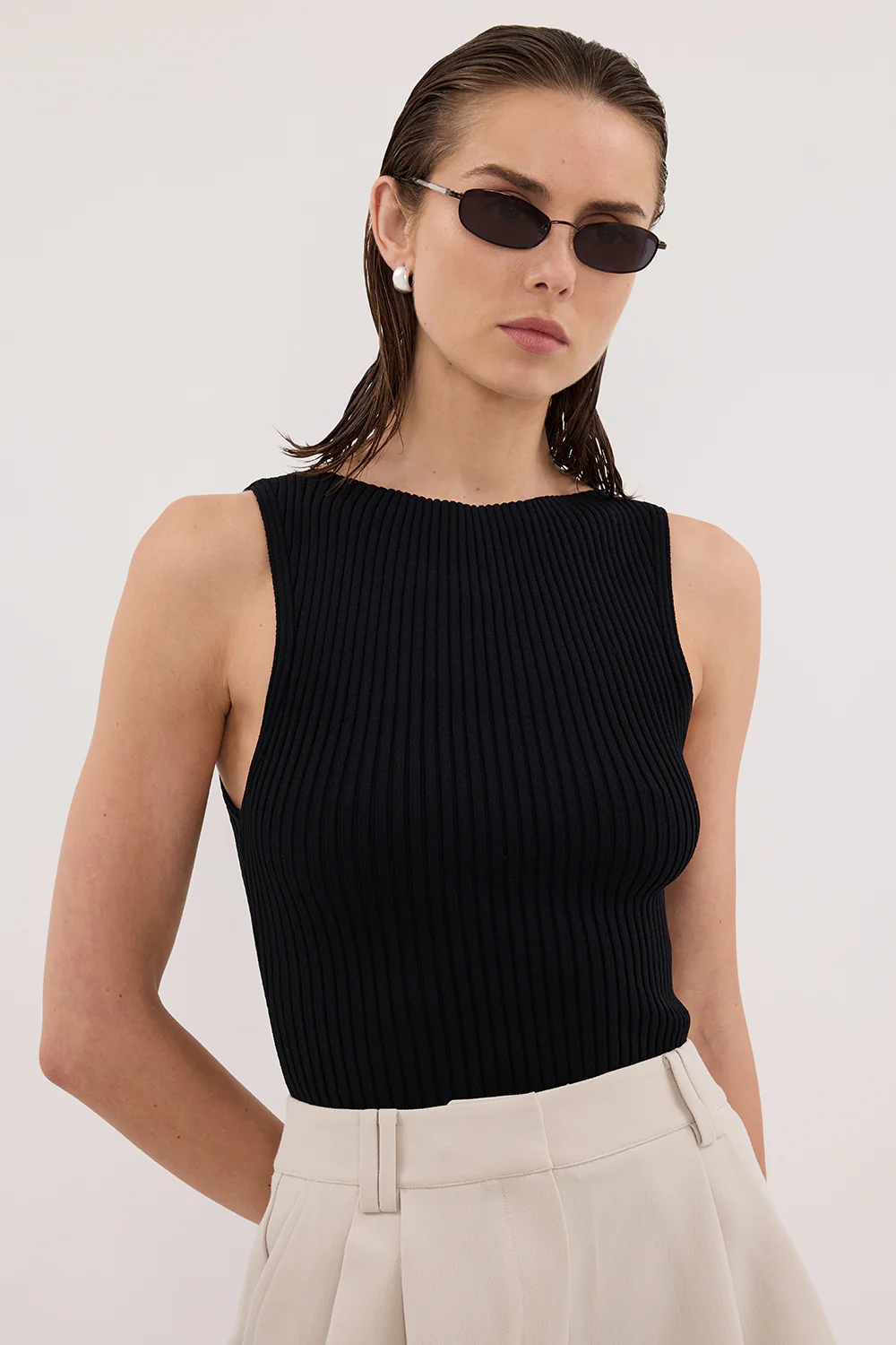 SIERRA BLACK KNIT TOP - Image 2