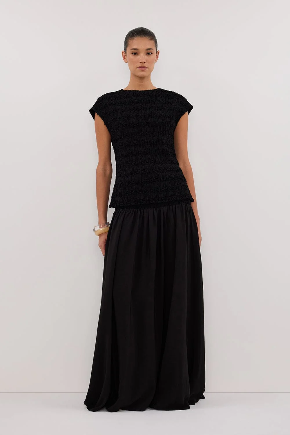SIERRA BLACK TEXTURED MIDI SKIRT - Image 9