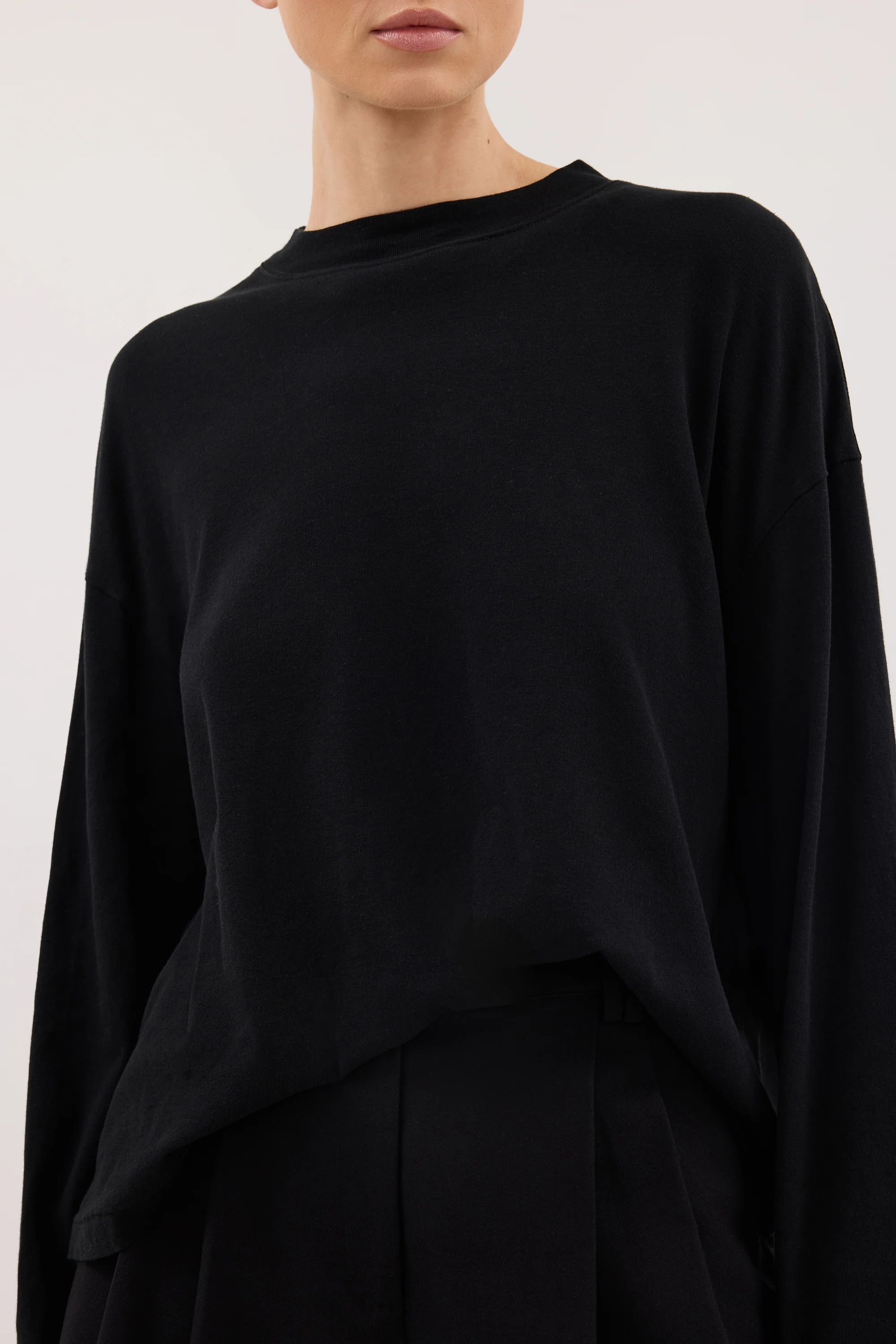 SLOANE BLACK LONG SLEEVE CREW KNIT TOP - PRE ORDER - Image 5