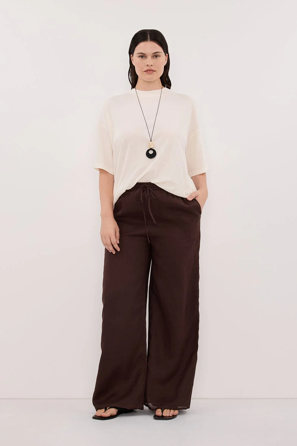 SLOANE CREAM COTTON LONGLINE TEE - Image 6
