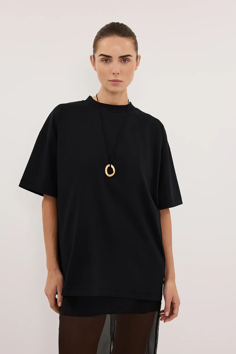 TYRA BLACK BOYFRIEND TEE - Image 2