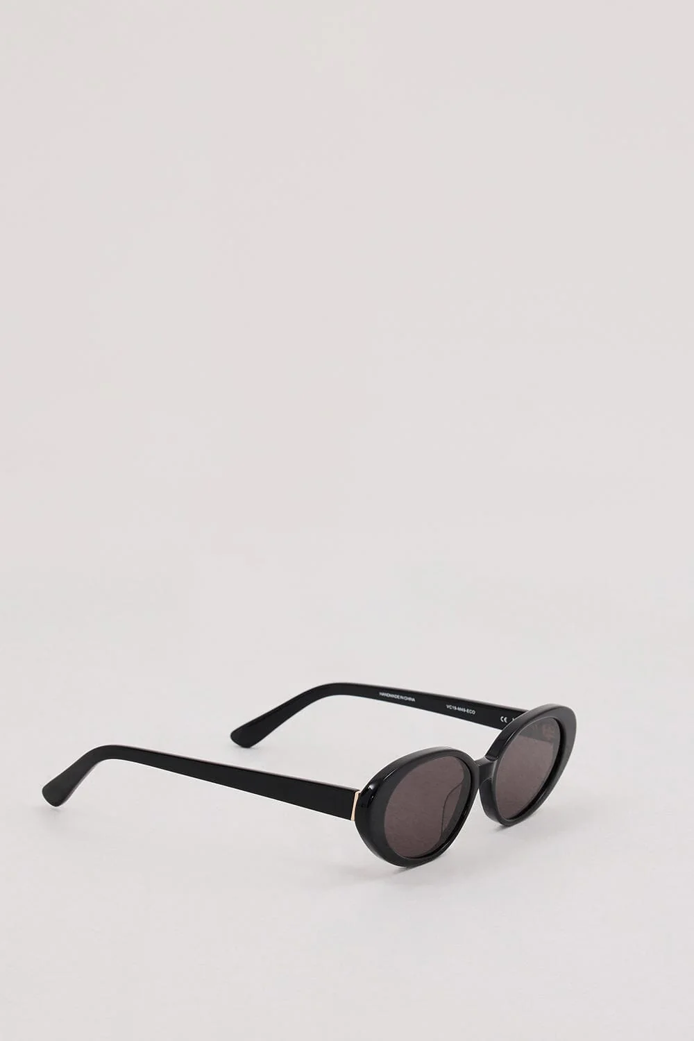 VELVET CANYON BLACK POET SUNGLASSES - Image 3