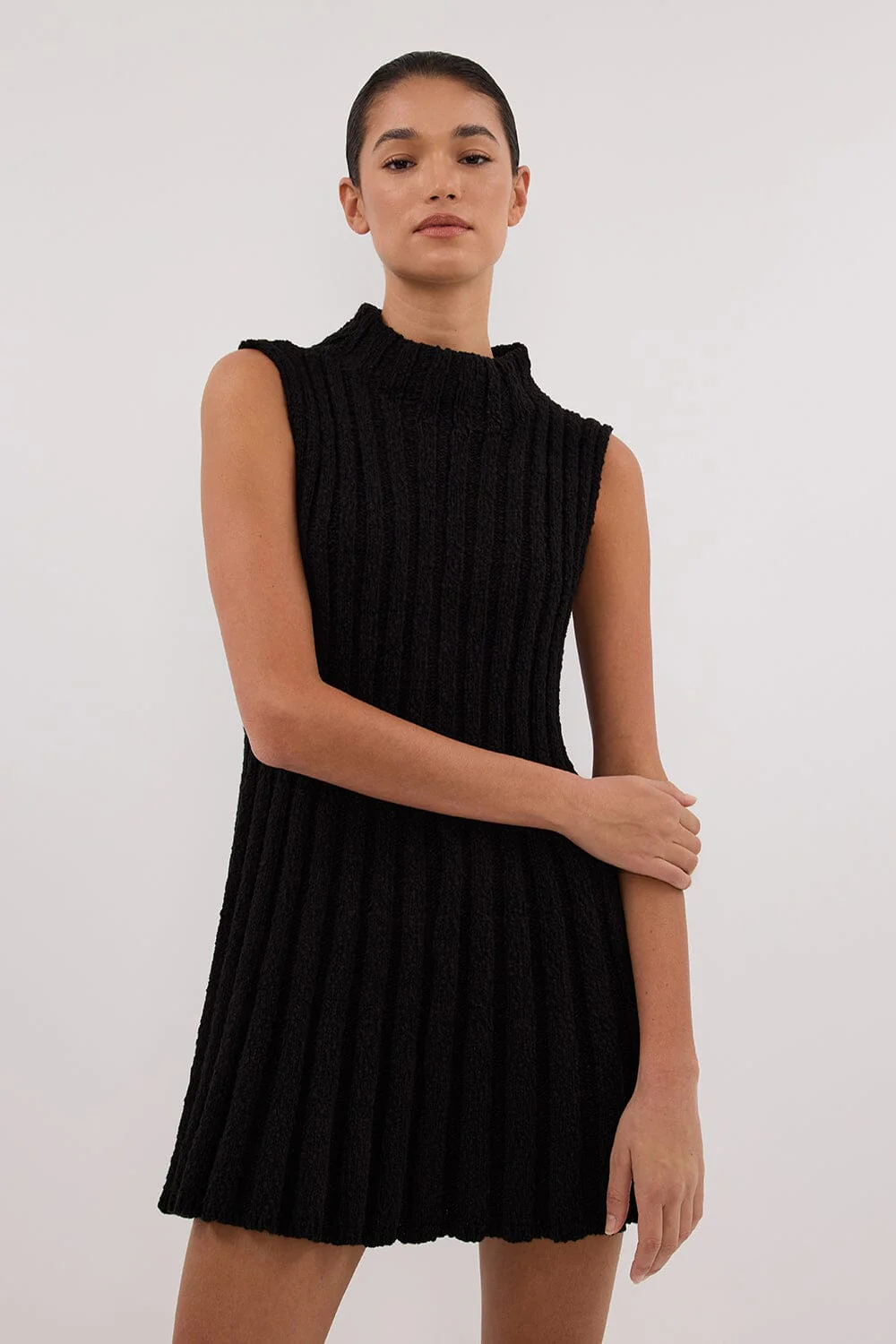 VERO BLACK KNIT MINI DRESS - Image 2