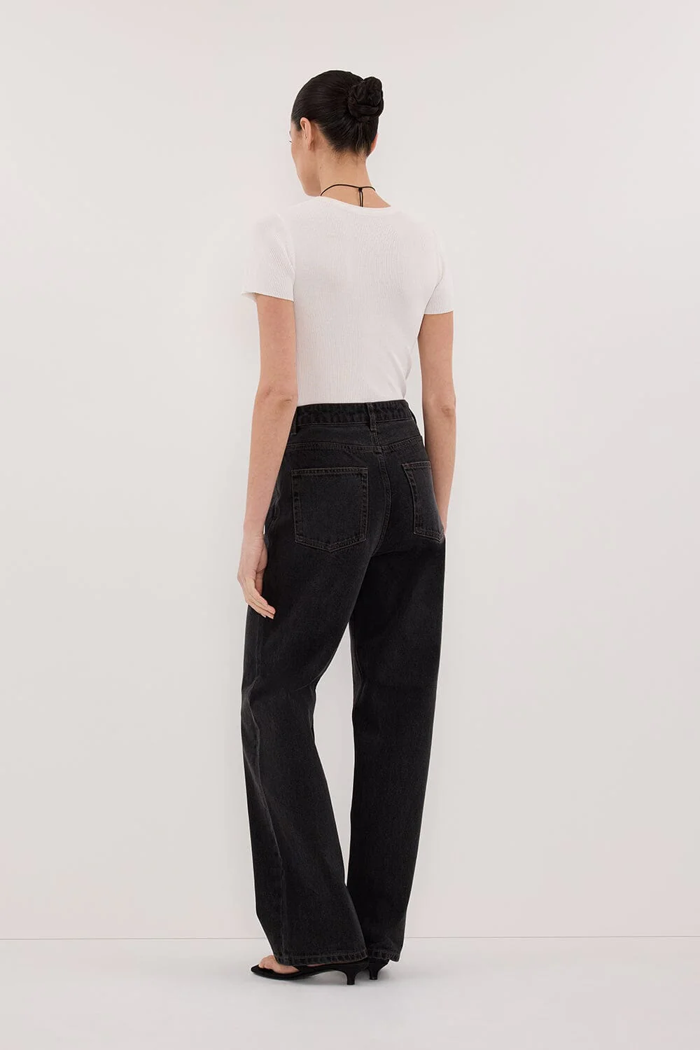 WESTIN BLACK RINSE TALL STRAIGHT JEAN - Image 4