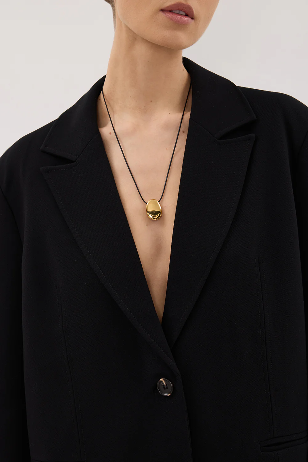 WESTWOOD BLACK OVERSIZED BOYFRIEND BLAZER - Image 6
