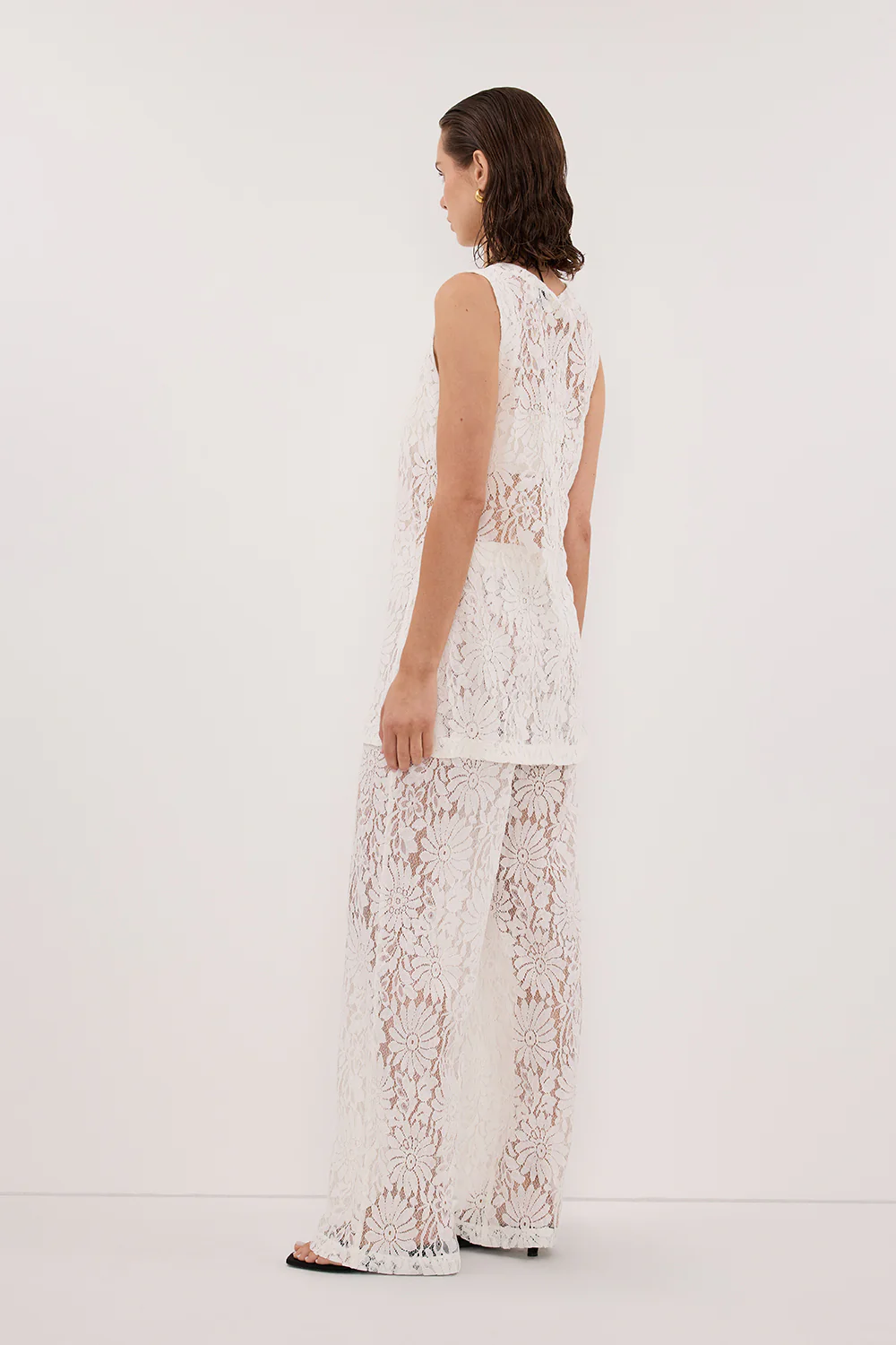 WILMA WHITE SLEEVELESS LACE TUNIC - Image 4